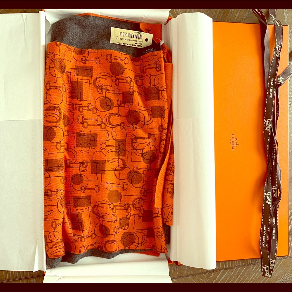 Hermès Men’s Scarf